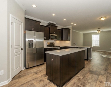 6024 Kayton Street - Photo Thumbnail 4