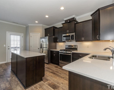 6024 Kayton Street - Photo Thumbnail 3