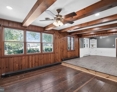 930 Sykesville Road - Photo Thumbnail 3
