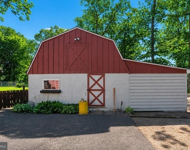 930 Sykesville Road - Photo Thumbnail 27