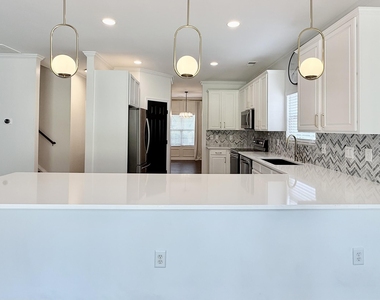 4604 Miller Drive - Photo Thumbnail 10