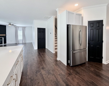 4604 Miller Drive - Photo Thumbnail 13