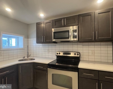 104 Linden Street - Photo Thumbnail 4