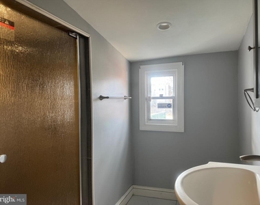 104 Linden Street - Photo Thumbnail 10