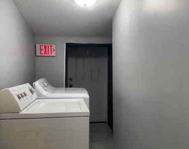 104 Linden Street - Photo Thumbnail 14