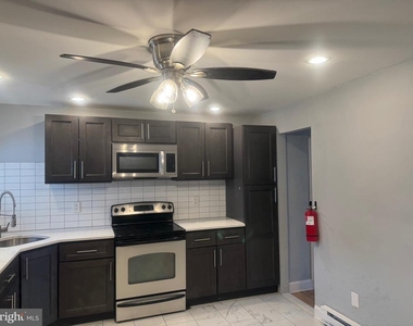 104 Linden Street - Photo Thumbnail 5