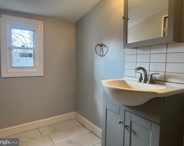 104 Linden Street - Photo Thumbnail 11
