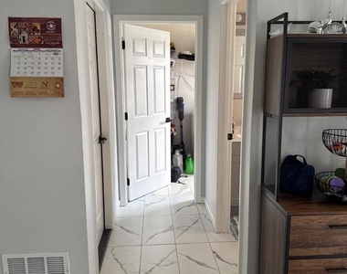 12 Peachton Lane - Photo Thumbnail 10