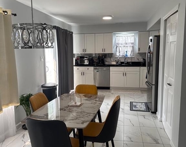 12 Peachton Lane - Photo Thumbnail 9