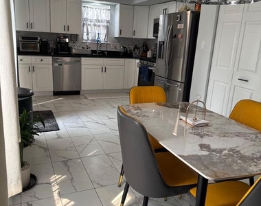 12 Peachton Lane - Photo Thumbnail 8