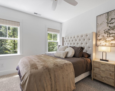1700 Evergreen Avenue - Photo Thumbnail 24