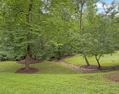 1700 Evergreen Avenue - Photo Thumbnail 2