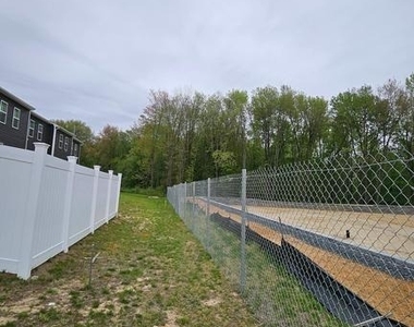 50 Peregrine Way - Photo Thumbnail 24