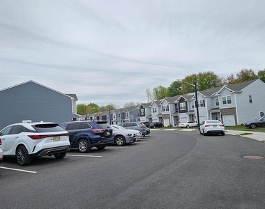 50 Peregrine Way - Photo Thumbnail 26
