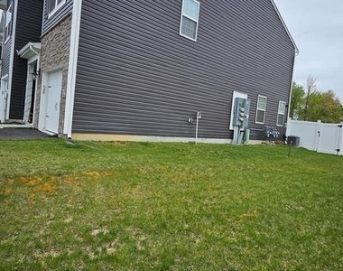 50 Peregrine Way - Photo Thumbnail 19