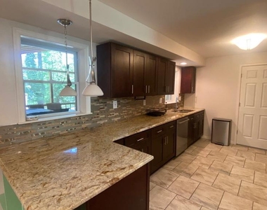 6006 Windham Road - Photo Thumbnail 3