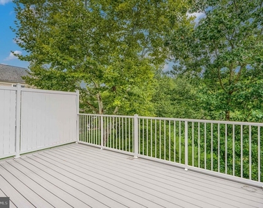 5407 Commerce Row - Photo Thumbnail 24