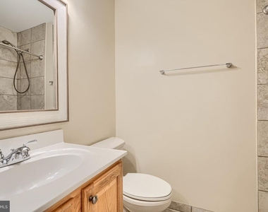 5407 Commerce Row - Photo Thumbnail 17