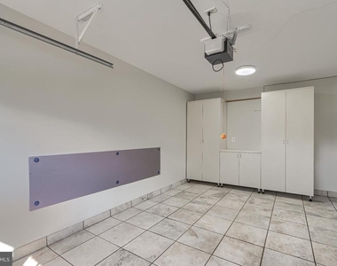 5407 Commerce Row - Photo Thumbnail 23