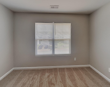 6867 Horseback Lane - Photo Thumbnail 18