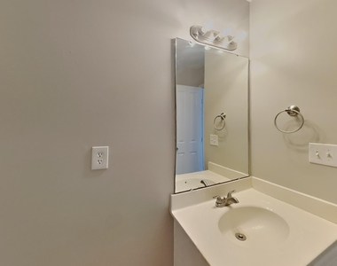 6867 Horseback Lane - Photo Thumbnail 15