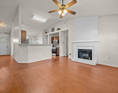 4109 Fawn Glen Drive - Photo Thumbnail 14