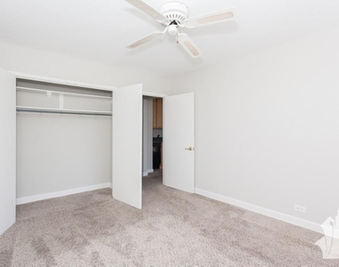 445 W Wellington - Photo Thumbnail 8