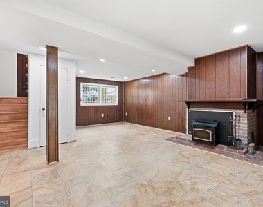 17004 Gohagen Road - Photo Thumbnail 23