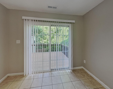 4812 Silverdene Street - Photo Thumbnail 3