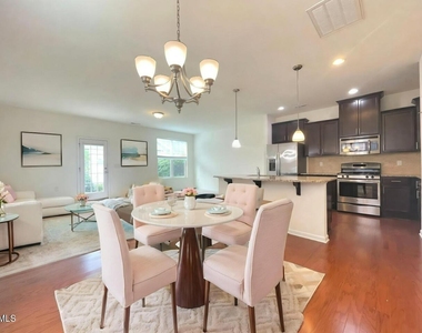 606 Briarcliff Street - Photo Thumbnail 28