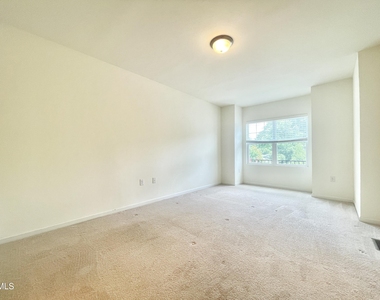 606 Briarcliff Street - Photo Thumbnail 9