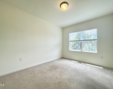 606 Briarcliff Street - Photo Thumbnail 18
