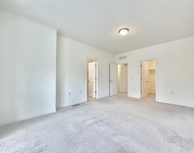 606 Briarcliff Street - Photo Thumbnail 10