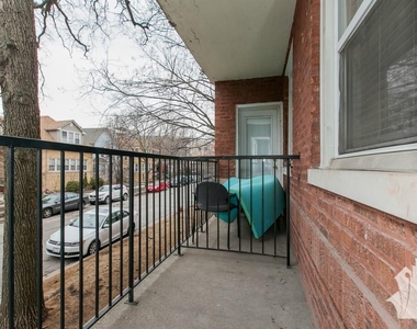 2520 W Leland Ave - Photo Thumbnail 8