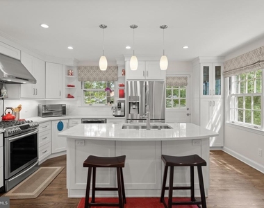 6709 Pemberton Street - Photo Thumbnail 11