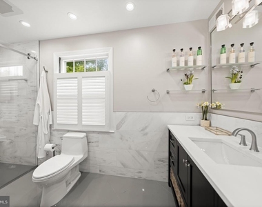 6709 Pemberton Street - Photo Thumbnail 24