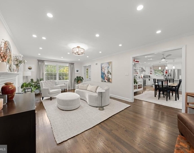 6709 Pemberton Street - Photo Thumbnail 8