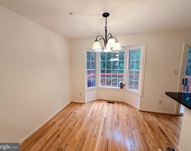 13759 Lark Song Drive - Photo Thumbnail 8