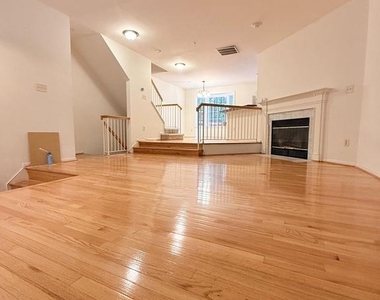 13759 Lark Song Drive - Photo Thumbnail 4