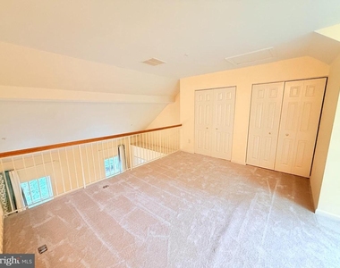 13759 Lark Song Drive - Photo Thumbnail 16