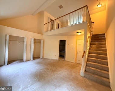 13759 Lark Song Drive - Photo Thumbnail 11