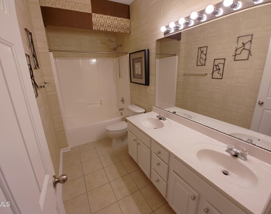 606 Lyon Tree Lane - Photo Thumbnail 24