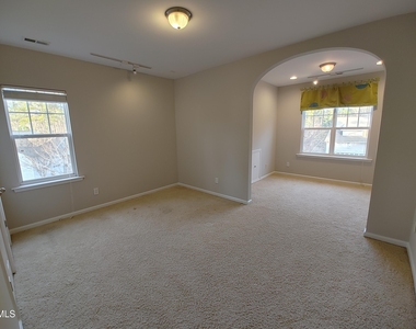 606 Lyon Tree Lane - Photo Thumbnail 21