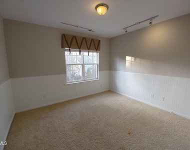 606 Lyon Tree Lane - Photo Thumbnail 23