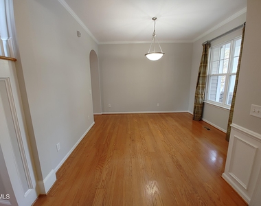 606 Lyon Tree Lane - Photo Thumbnail 11
