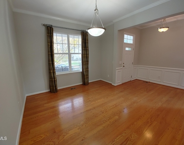 606 Lyon Tree Lane - Photo Thumbnail 12