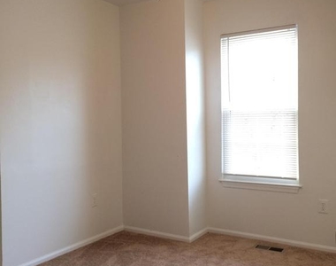 14522 Wexhall Terrace - Photo Thumbnail 18