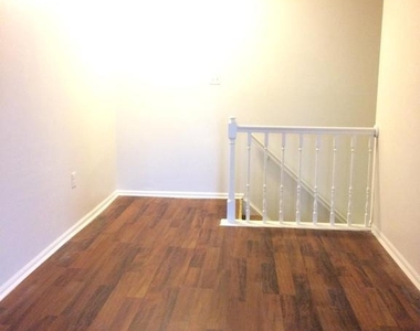 14522 Wexhall Terrace - Photo Thumbnail 17