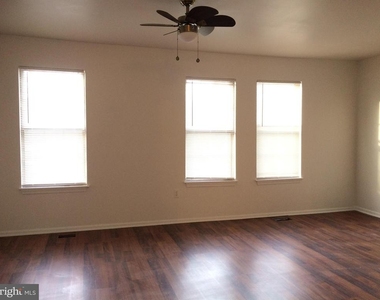 14522 Wexhall Terrace - Photo Thumbnail 13