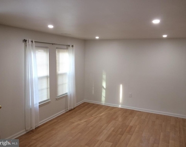 14522 Wexhall Terrace - Photo Thumbnail 14
